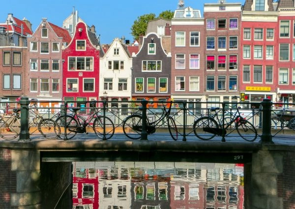 Amsterdam header